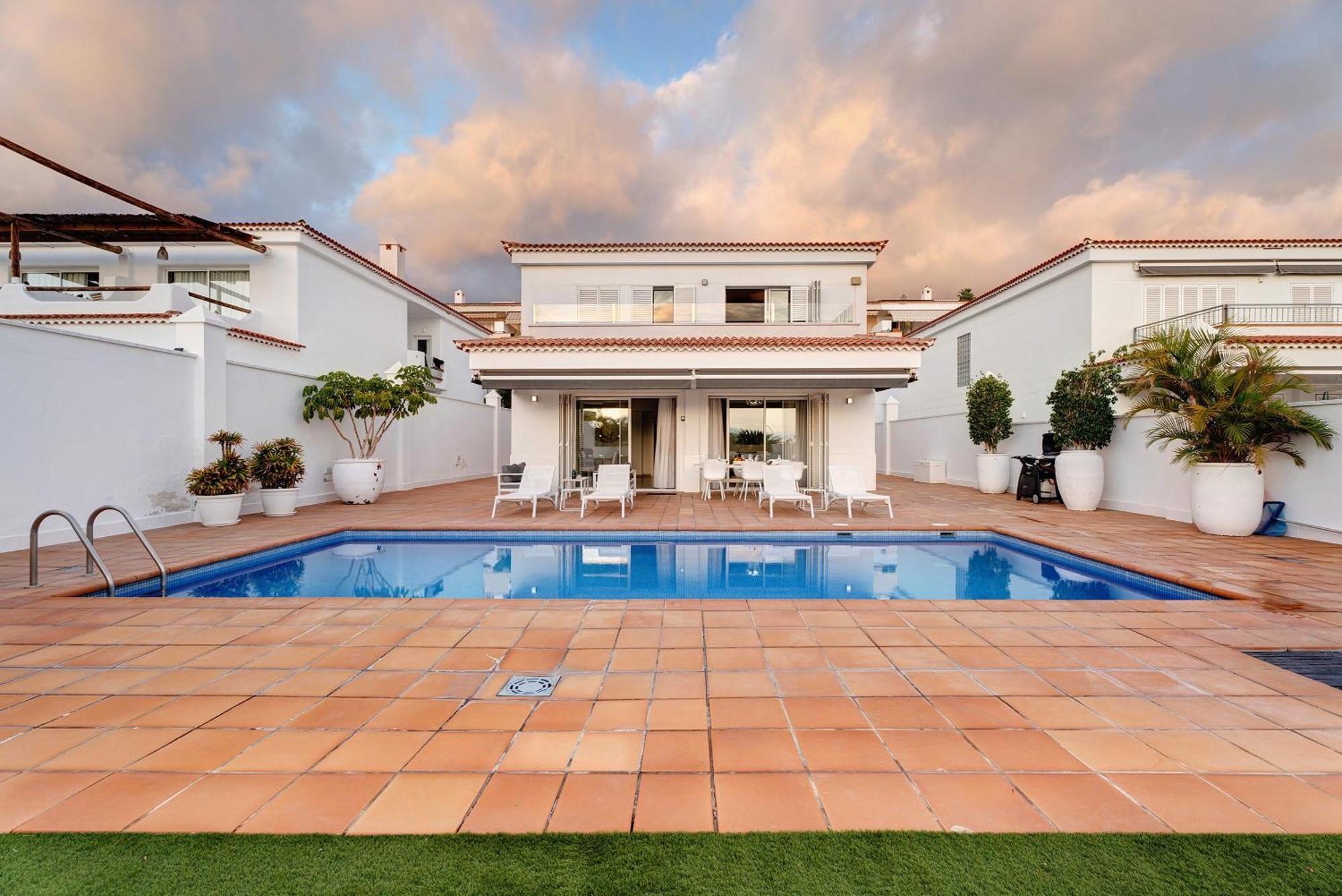 פוארטו דה סנטיאגו Espectacular Villa Aurora By Paramount Holidays מראה חיצוני תמונה